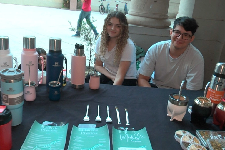 Instan a jóvenes a inscribirse a programa que otorga hasta $1.250.000 para emprender