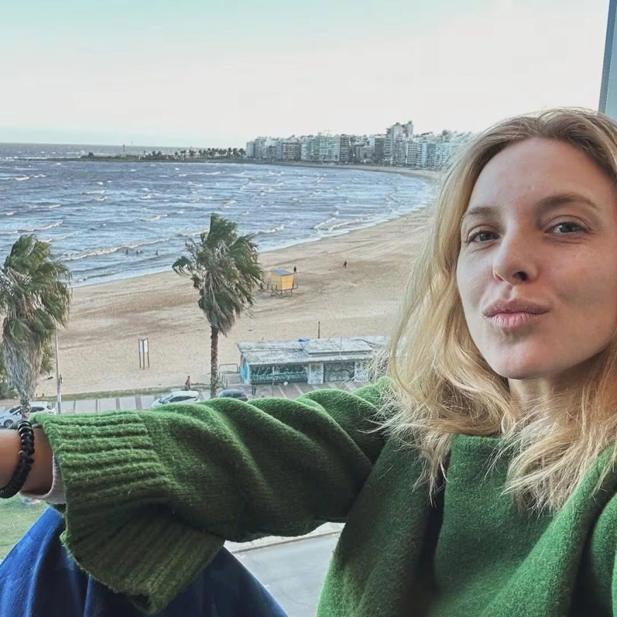 Carla Peterson. Instagram