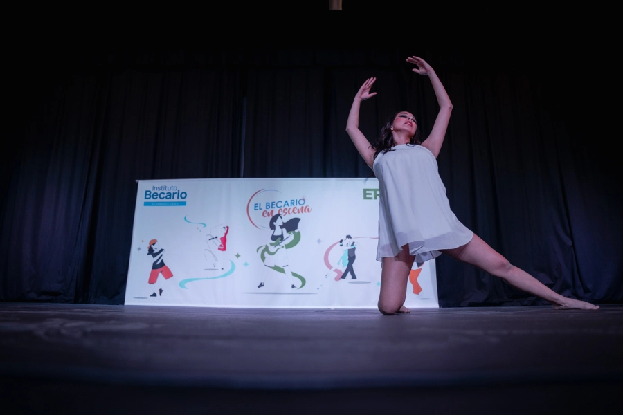 El Becario en Escena (foto Gobierno de Entre R&iacute;os)