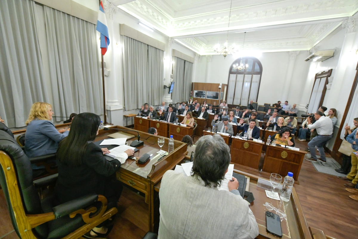 Sesionó el senado entrerriano Sesionó el senado entrerriano