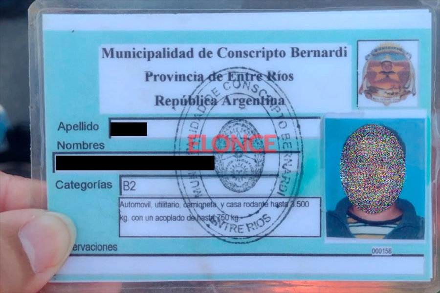 El carnet que qued&oacute; abandonado.