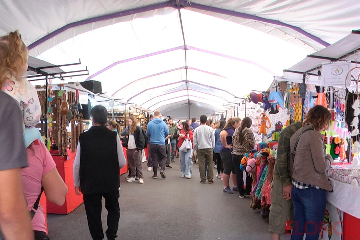 Feria de artesanos Feria de artesanos