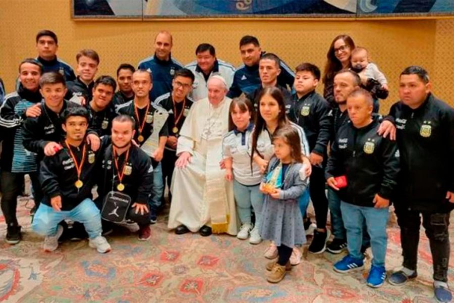 El recuerdo del paranense &Aacute;ngel Ielpo cuando fue recibido por el Papa