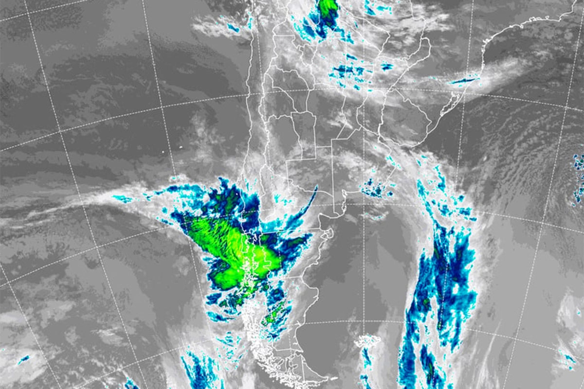 Imagen satelital de esta madrugada Imagen satelital de esta madrugada