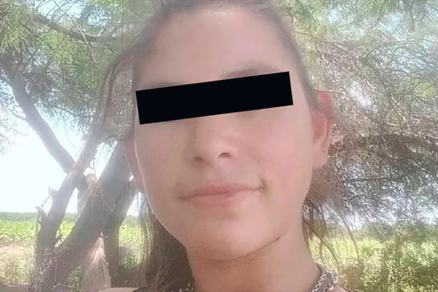 La madre biológica de María tiene 20 años.