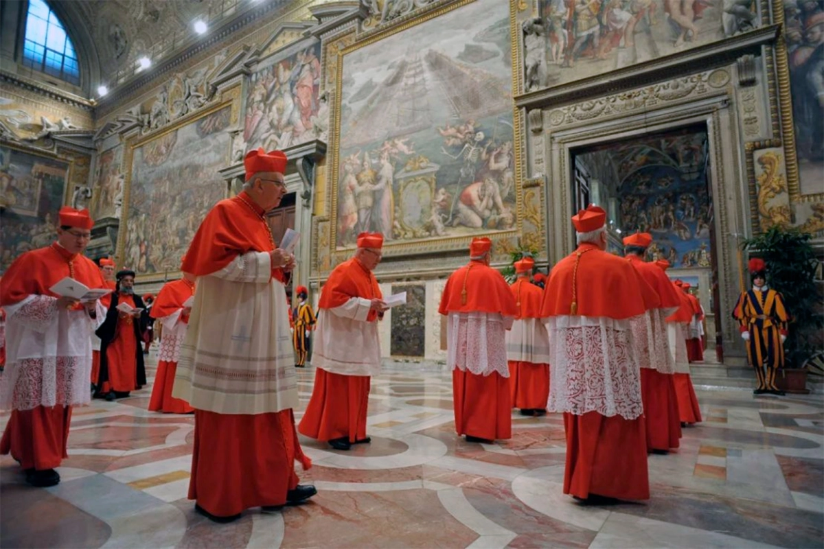 Los cardenales comienzan a llegar a Roma para el cónclave Los cardenales comienzan a llegar a Roma para el cónclave