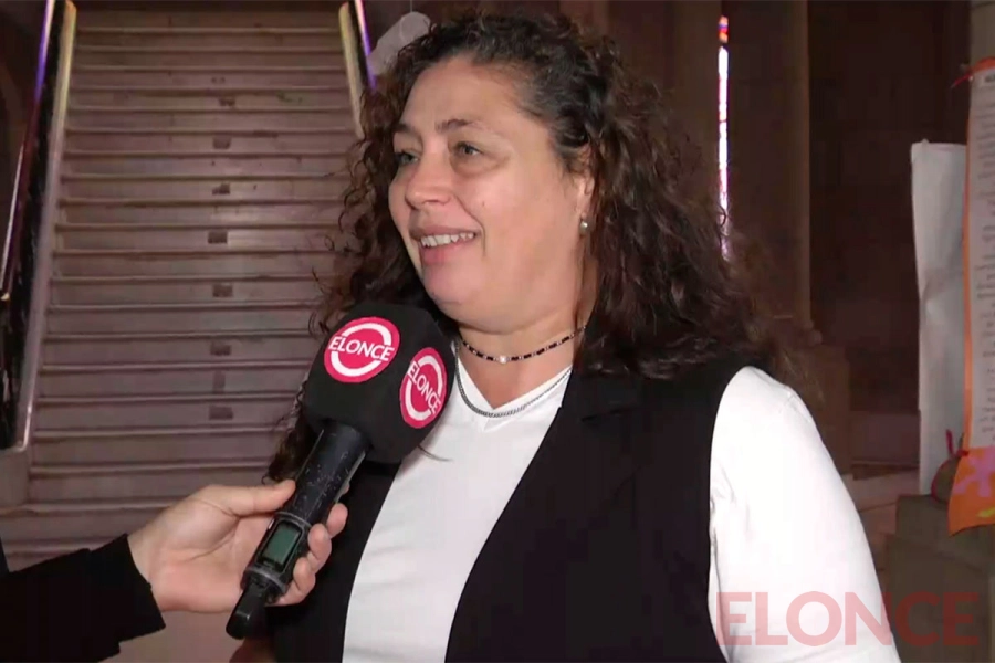Alejandra Levrand, directora de la Escuela Normal,