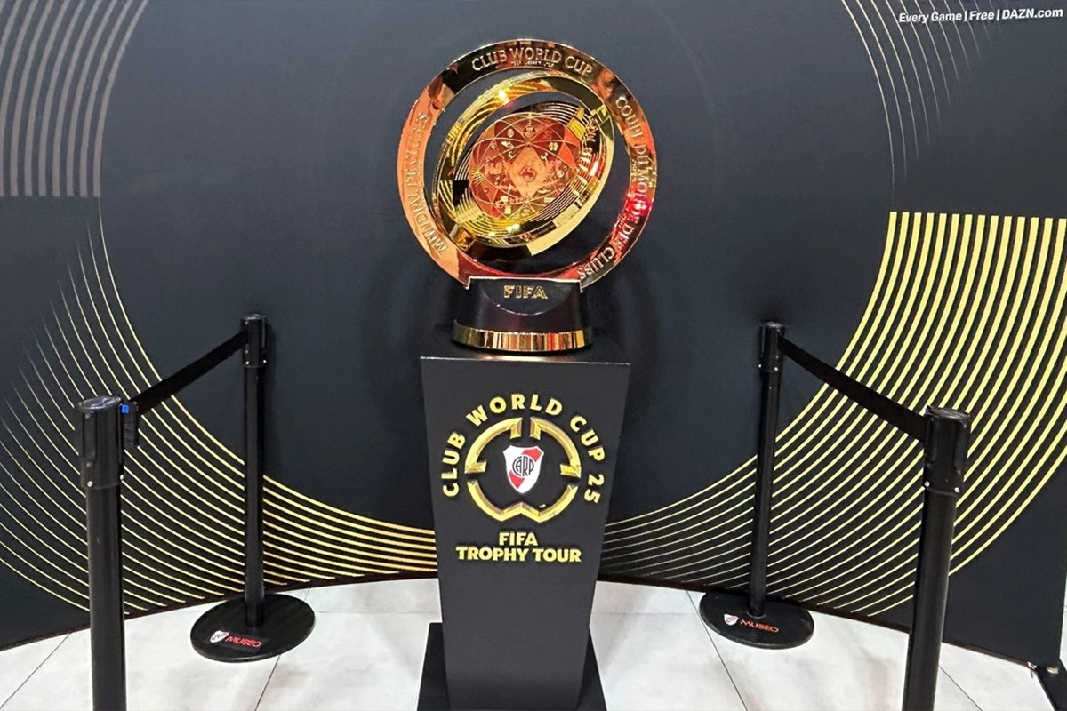 El trofeo del Mundial de Clubes esta en River. El trofeo del Mundial de Clubes esta en River.