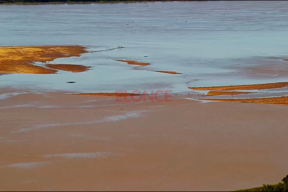 El río Paraná está en 62 centímetros El río Paraná está en 62 centímetros