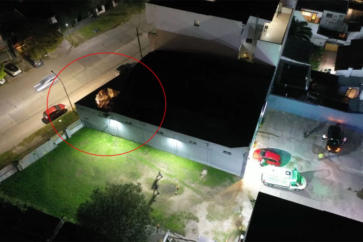 Se derrumbó el techo de una iglesia evangélica Se derrumbó el techo de una iglesia evangélica