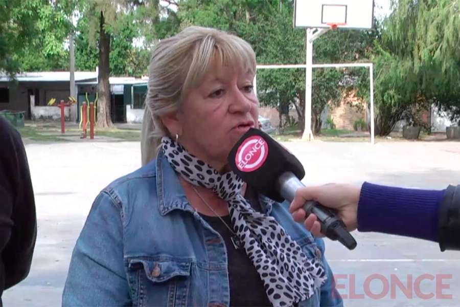 <b>M&oacute;nica Mart&iacute;nez</b>,