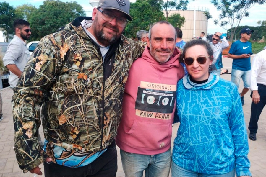 Los ganadores de pieza mayor del concurso.