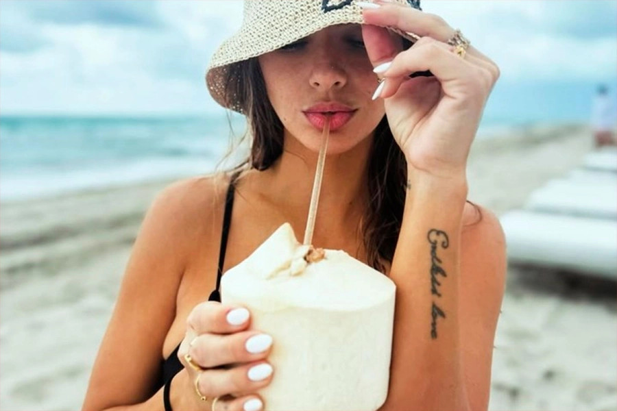La China Suárez, posando para Mauro Icardi en Miami. (Foto: Instagram).