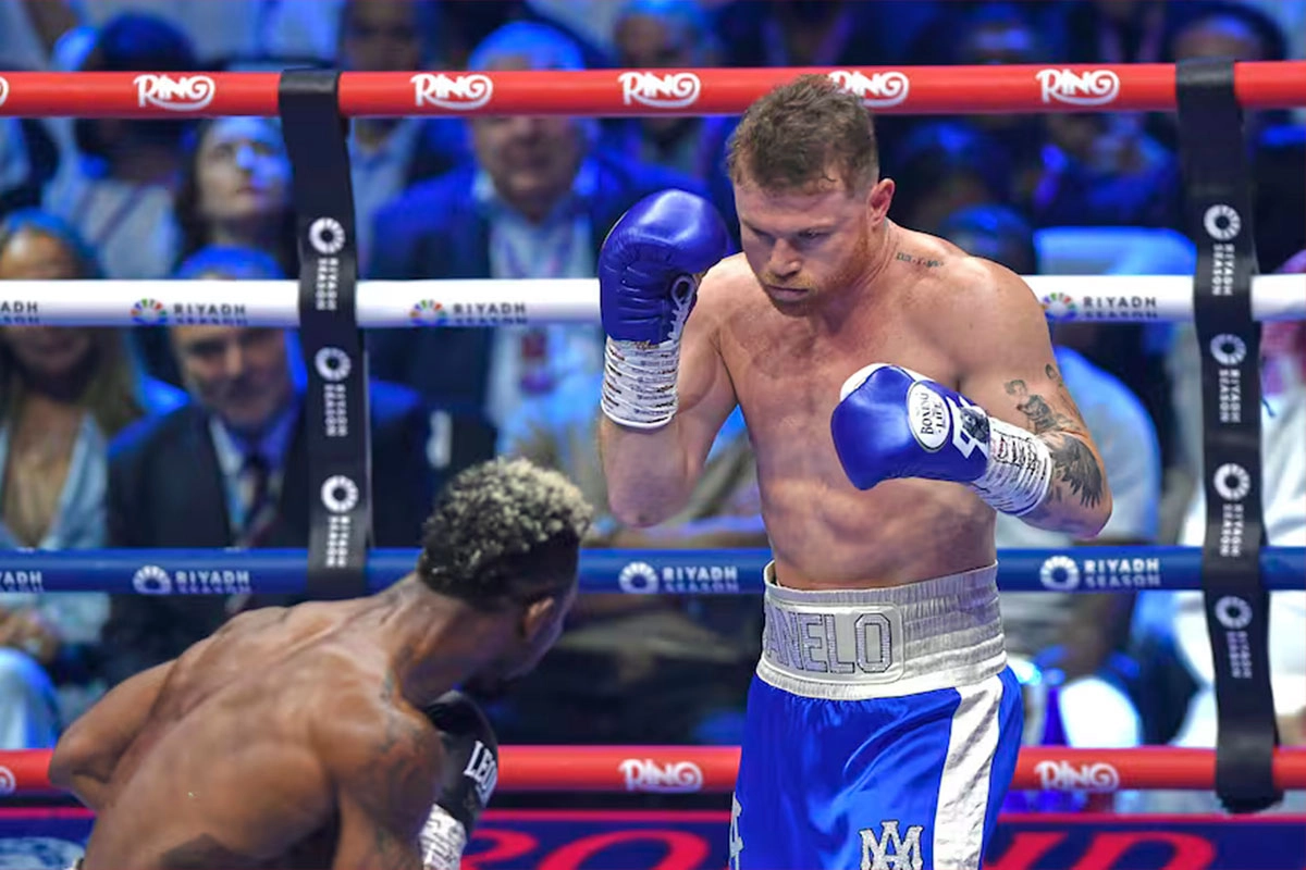 Canelo Álvarez ante William Scull. Canelo Álvarez ante William Scull.