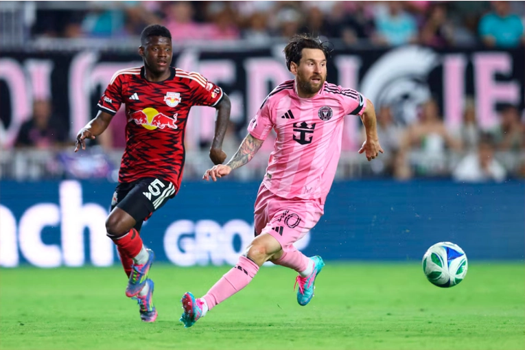 Doble pared y zurdazo: el golazo de Lionel Messi en la victoria del Inter Miami