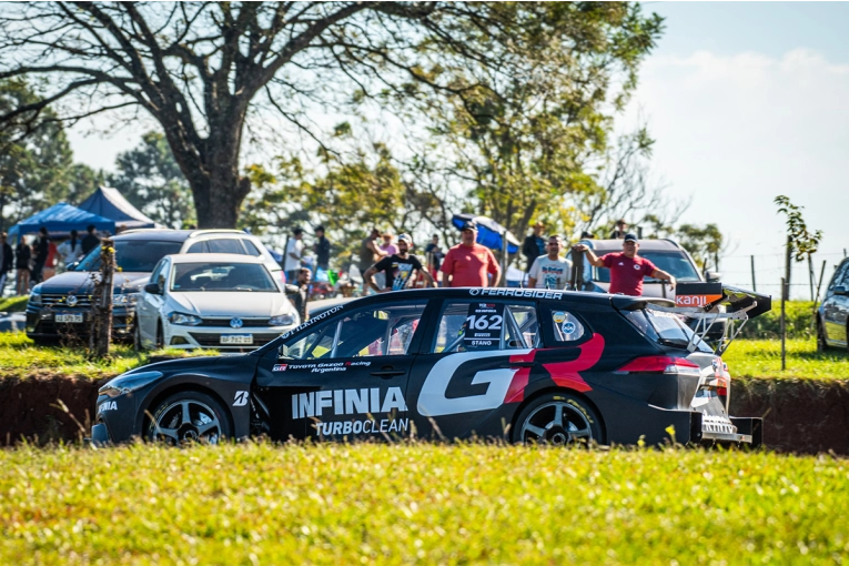 El entrerriano Stang ganó en Rosarió e hizo historia en la era SUV de TC2000