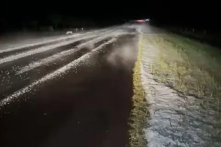 Impresionante granizada en el norte de Entre Ríos: videos y fotos del fenómeno