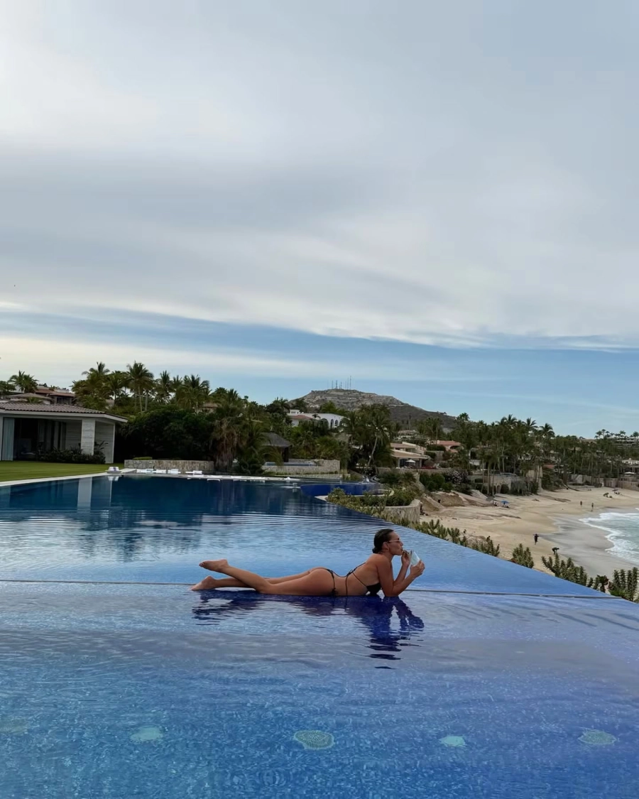Pampita en un exclusivo resort. Instagram