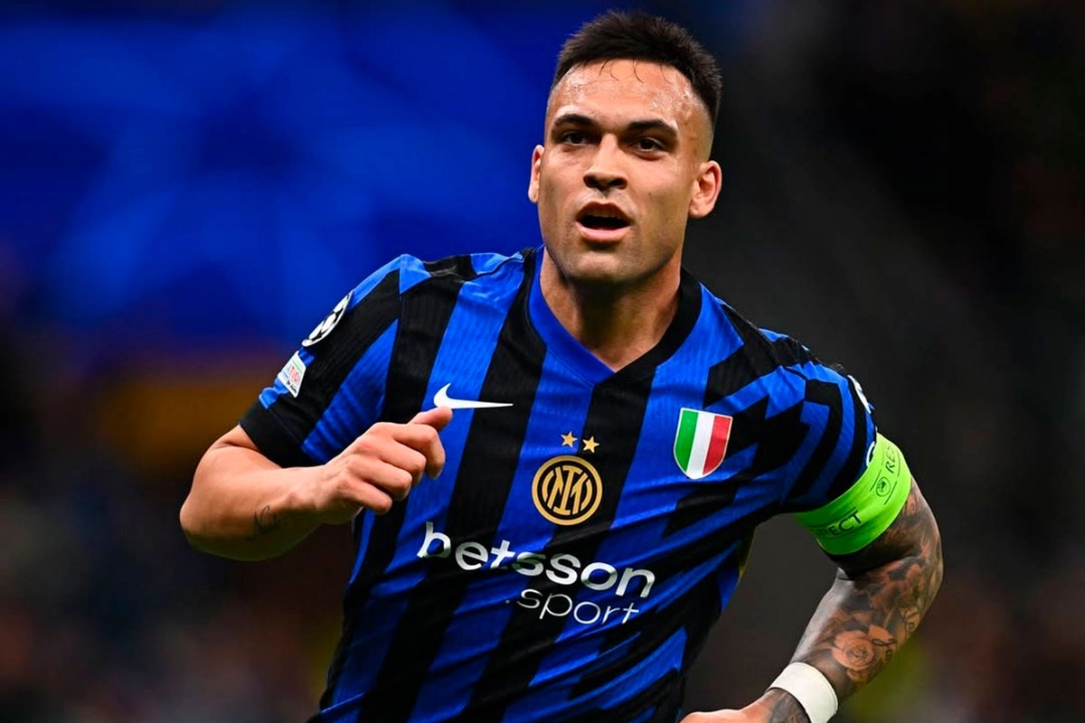 Lautaro Martínez. Lautaro Martínez.