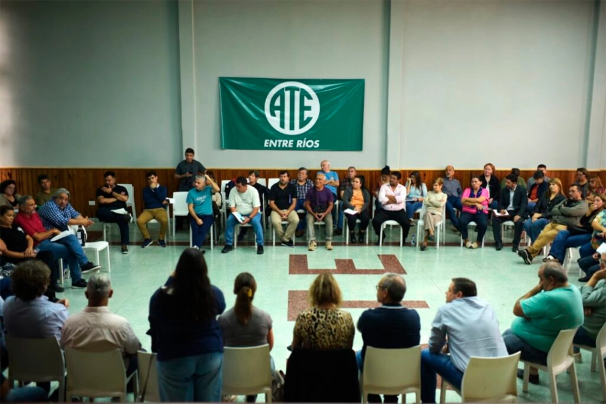 Intersindical en defensa del IOSPER Intersindical en defensa del IOSPER