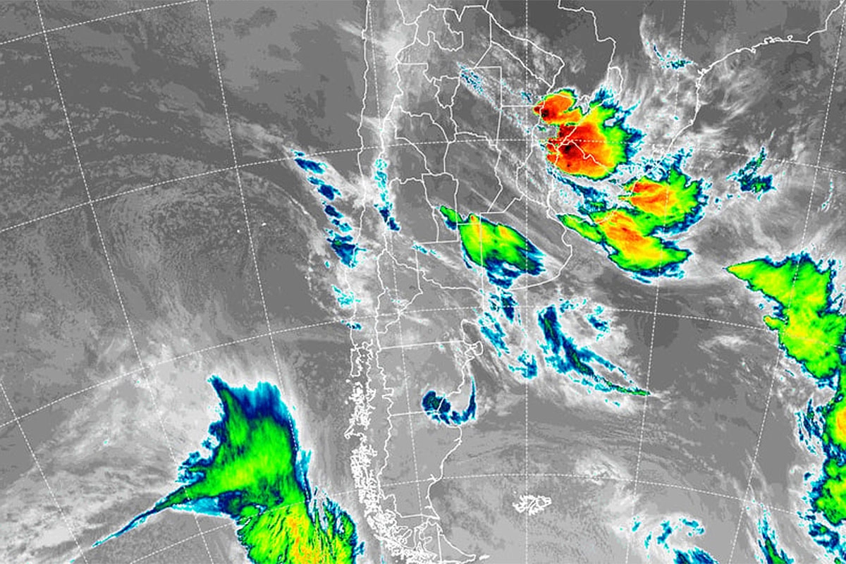 Imagen satelital de esta madrugada Imagen satelital de esta madrugada