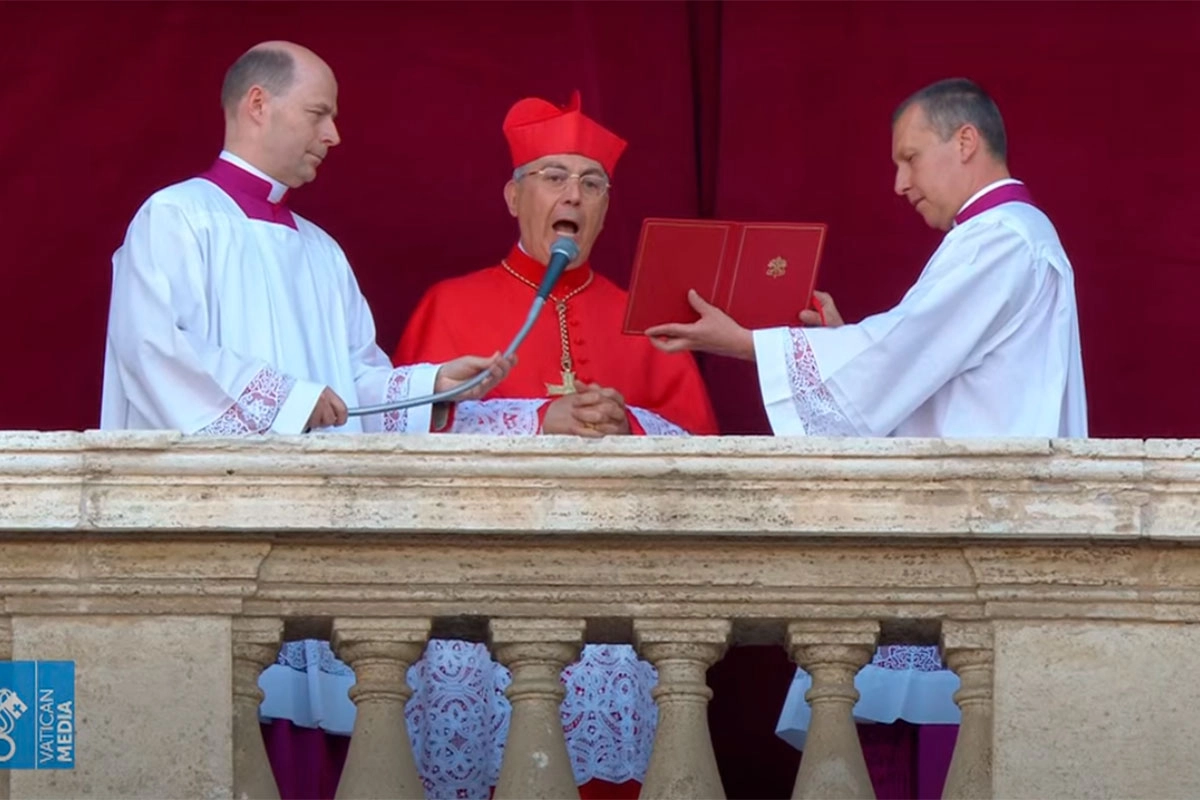 Hay nuevo Papa: es el cardenal Robert Prevost Hay nuevo Papa: es el cardenal Robert Prevost