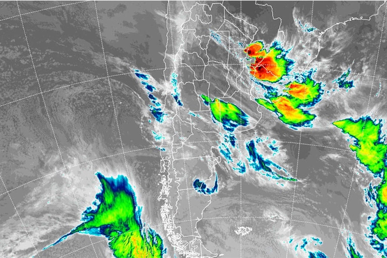 En qué provincias rigen hoy alertas naranja o amarilla por tormentas y granizo