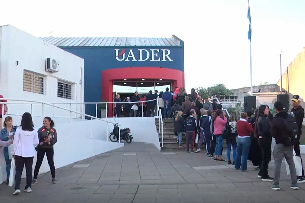 UADER UADER