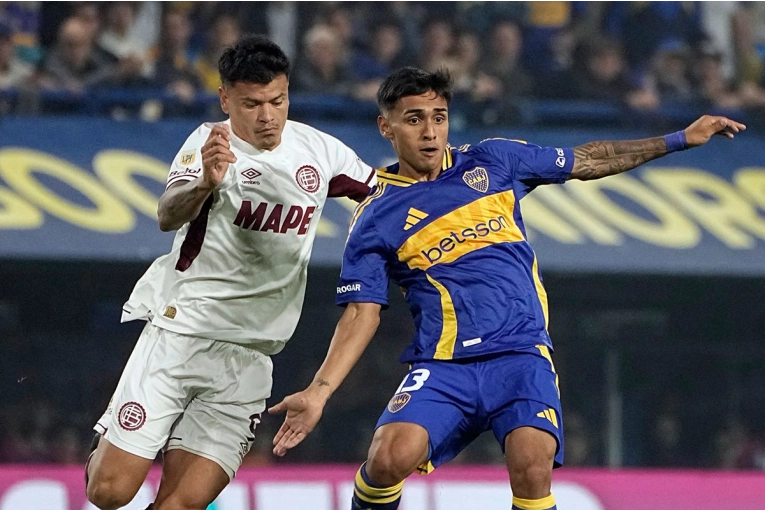 Boca empata sin goles con Lanús en La Bombonera por los octavos de final del Torneo Apertura.