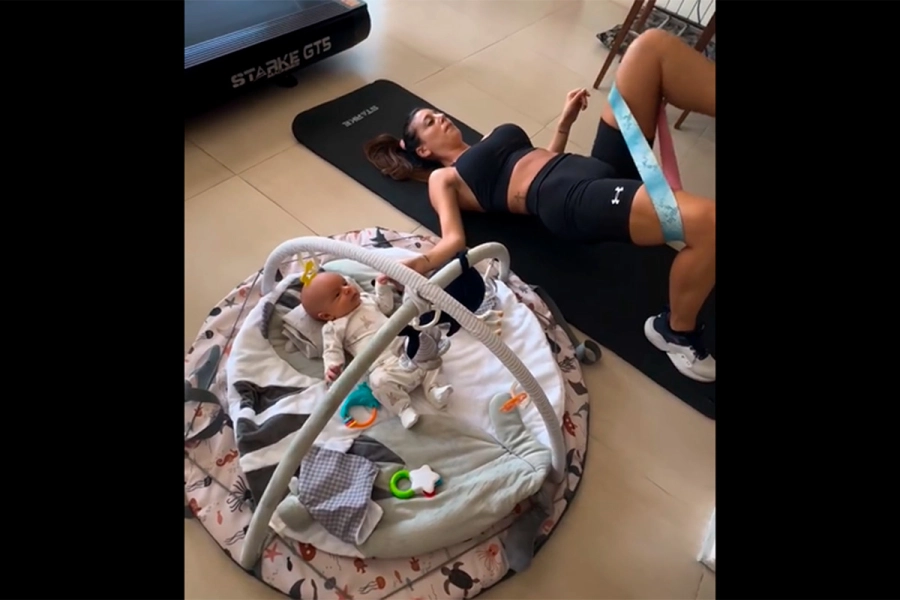 Sol P&eacute;rez retom&oacute; su rutina de entrenamiento postparto junto a su beb&eacute; Marco (foto Instagram)