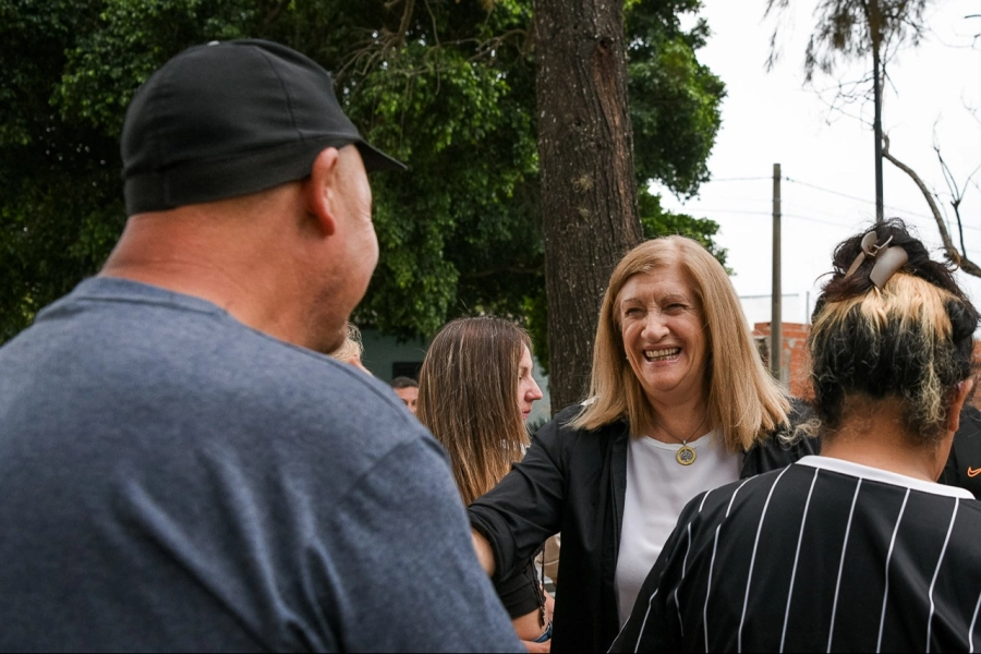 Rosario Romero, intendenta de Paraná, recorrió la obra. Foto: Municipalidad de Paraná.