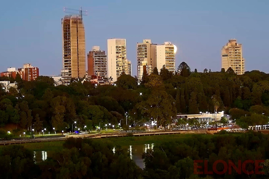 Postal de la Luna en Paran&aacute;. Elonce