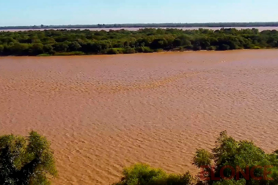 La altura del Paraná sigue por debajo del nivel medio y continuará bajando (foto Elonce)