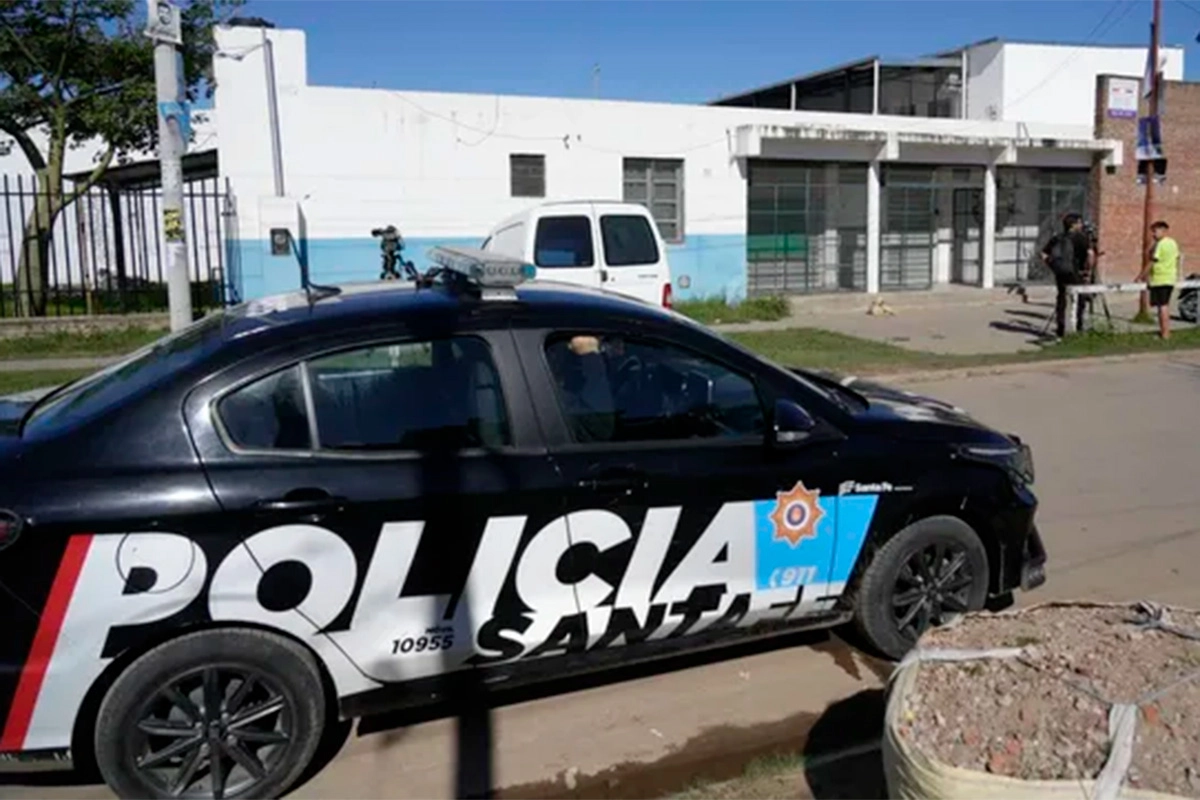 Disparos en una escuela de Villa Gobernador Gálvez Disparos en una escuela de Villa Gobernador Gálvez