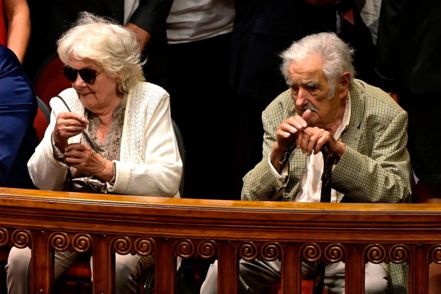 Luc&iacute;a Topolansky y Jos&eacute; Mujica. (El Observador.