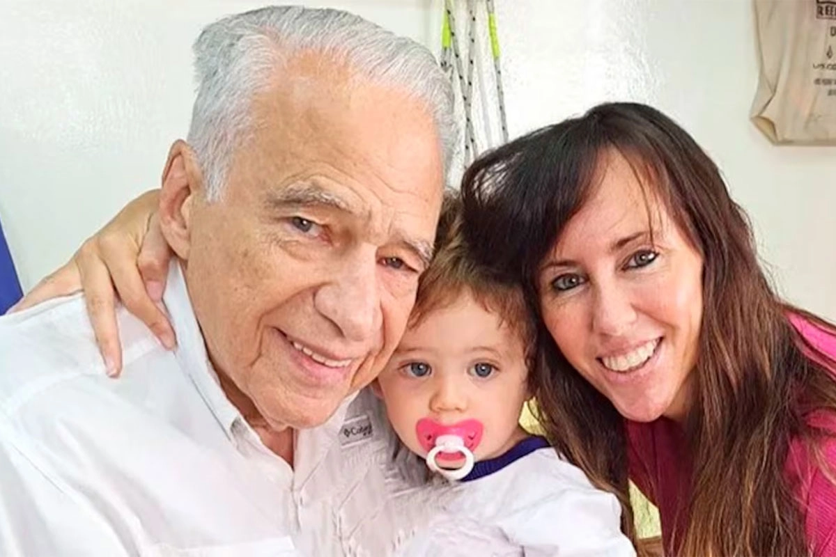 Estefanía Pasquini, Alberto Cormillot y su hijo Estefanía Pasquini, Alberto Cormillot y su hijo