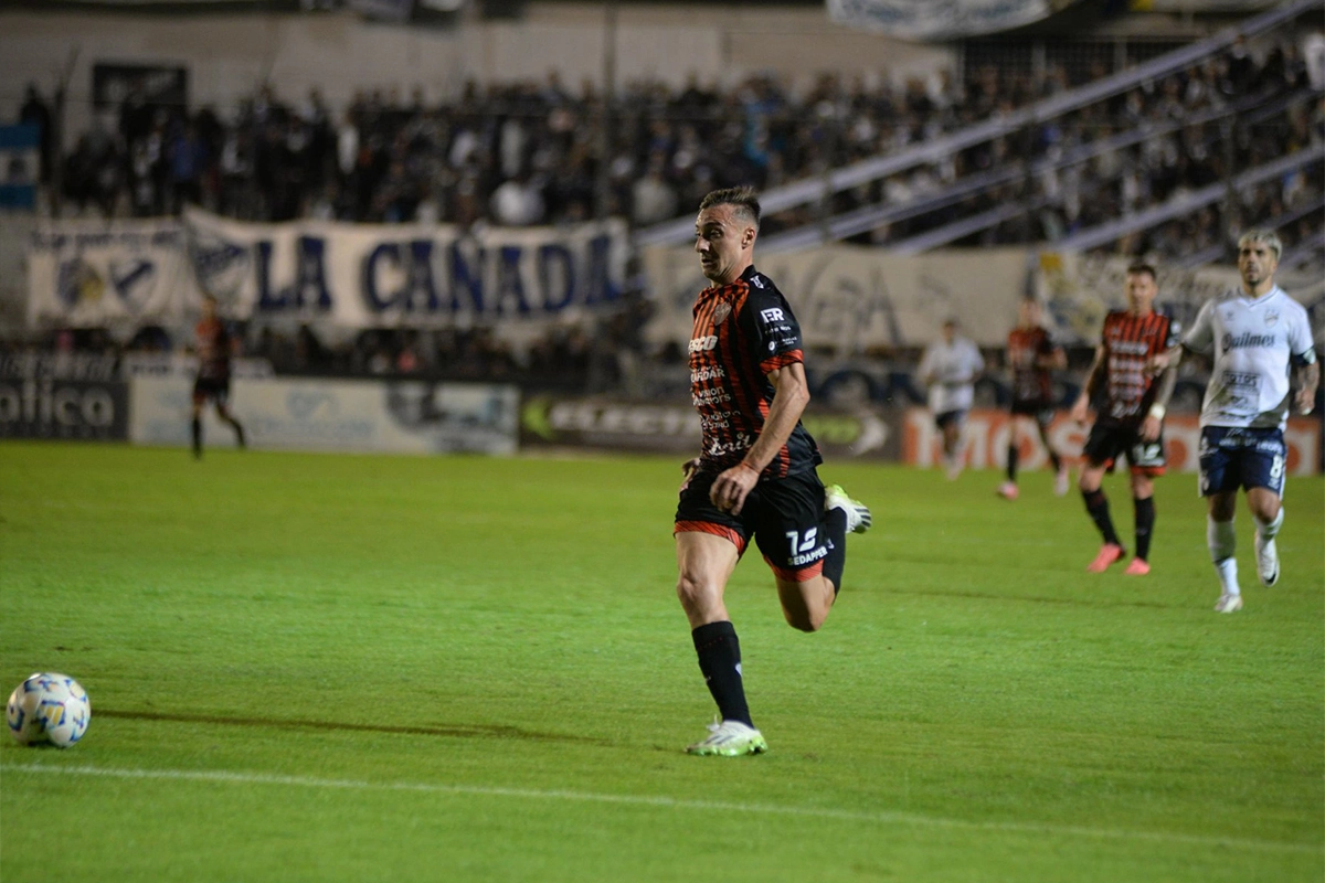 Marcioni, en acción ante Quilmes. Marcioni, en acción ante Quilmes.