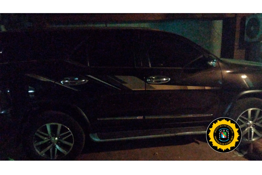 La camioneta secuestrada tras allanamientos por narcotráfico en Entre Ríos Corrientes y Misiones (foto Policía de Entre Ríos)