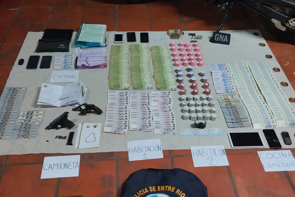 Allanamientos por narcotráfico en tres provincias del Litoral Allanamientos por narcotráfico en tres provincias del Litoral