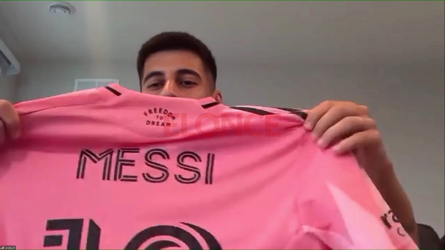 La camiseta de Messi en la casa de Joaquín Pereyra. Foto: Elonce.