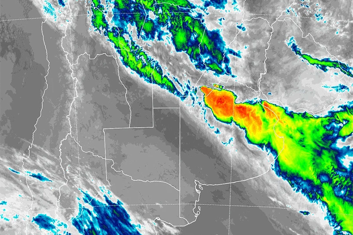 Imagen satelital de esta madrugada Imagen satelital de esta madrugada