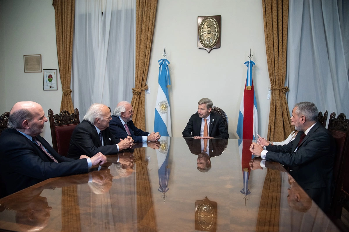 Jueces que participaron del Juicio a la Juntas Militares se reunieron con Frigerio Jueces que participaron del Juicio a la Juntas Militares se reunieron con Frigerio