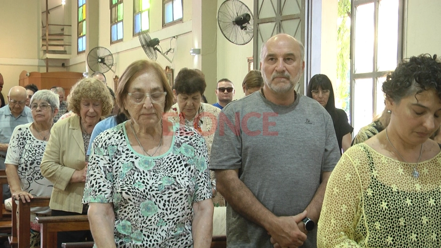 Imagen de la misa. Foto: Elonce.