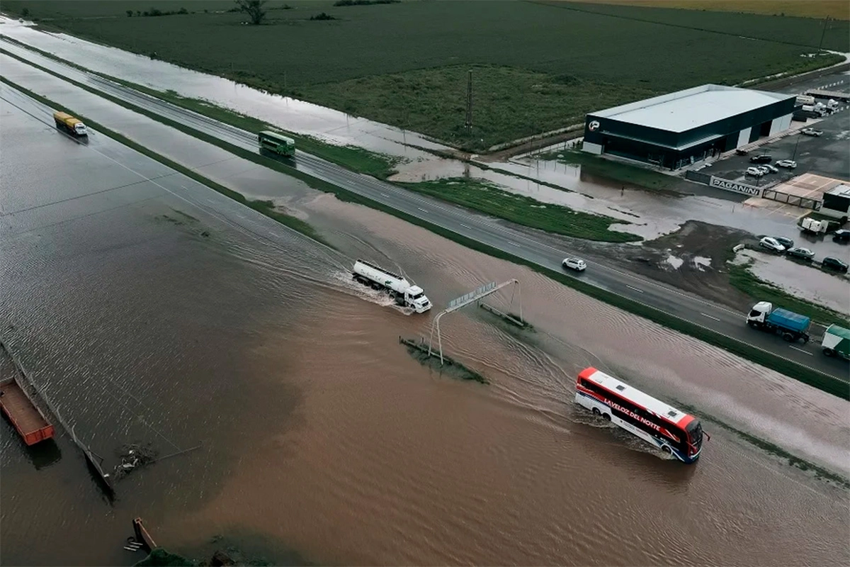 Inundación en la Ruta 9 Inundación en la Ruta 9