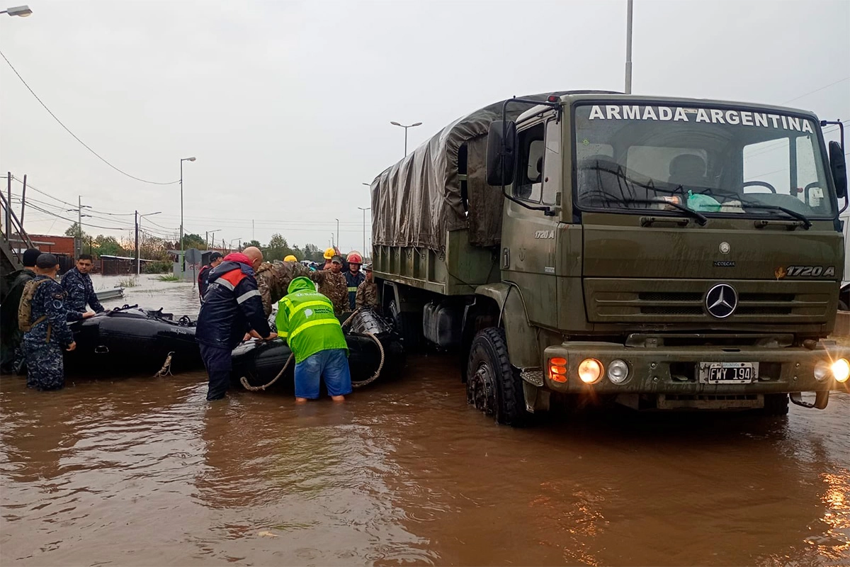 Emergencia por inundaciones y corte total de tránsito Emergencia por inundaciones y corte total de tránsito