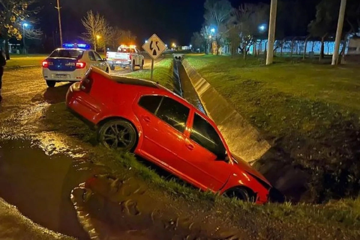 Así quedó el auto. Así quedó el auto.