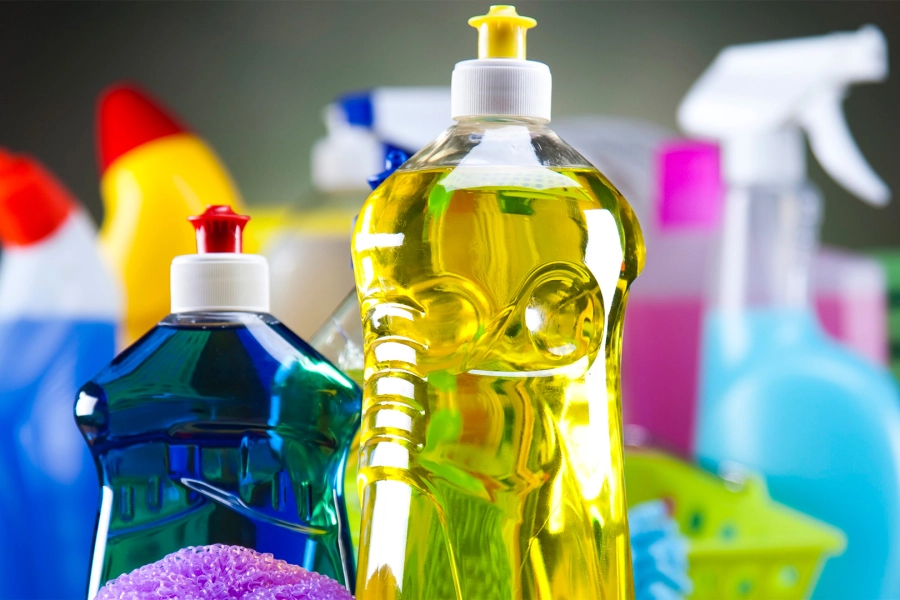 Prohibieron la venta de una serie de productos de limpieza y desinfecci&oacute;n