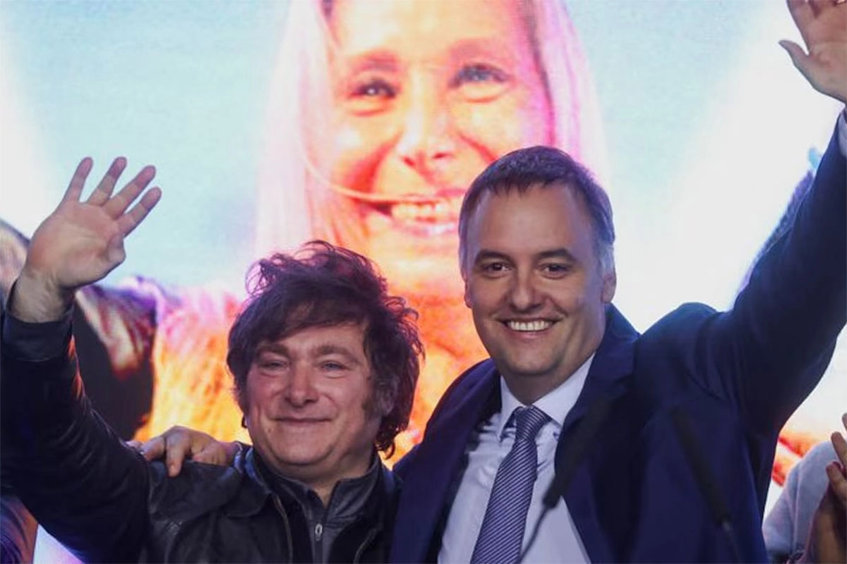El festejo de Adorni con Milei El festejo de Adorni con Milei