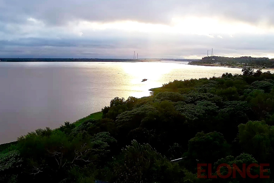 El cielo empezaba a despejarse. Elonce