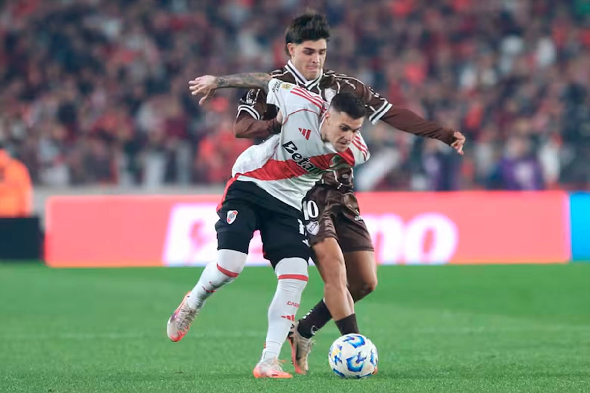 Taborda y Bustos, protagonistas del 1-0. Taborda y Bustos, protagonistas del 1-0.